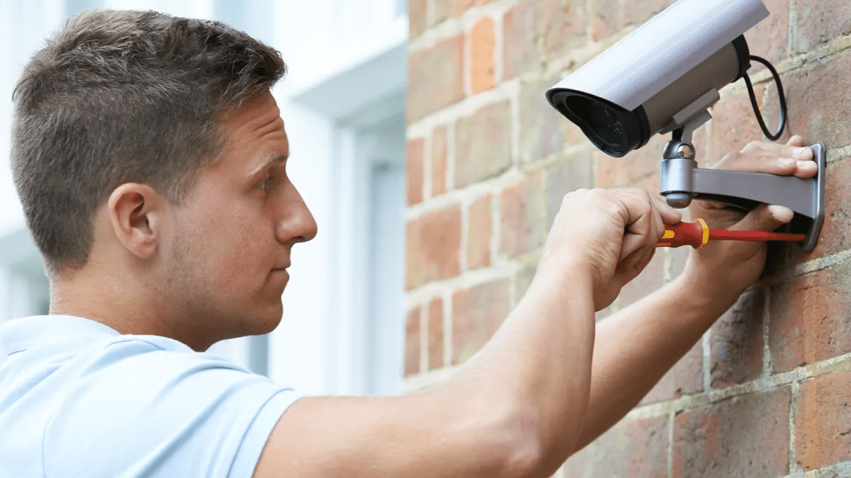 Essential Tips for Home Security Camera Installation in Houston 1200x675 1