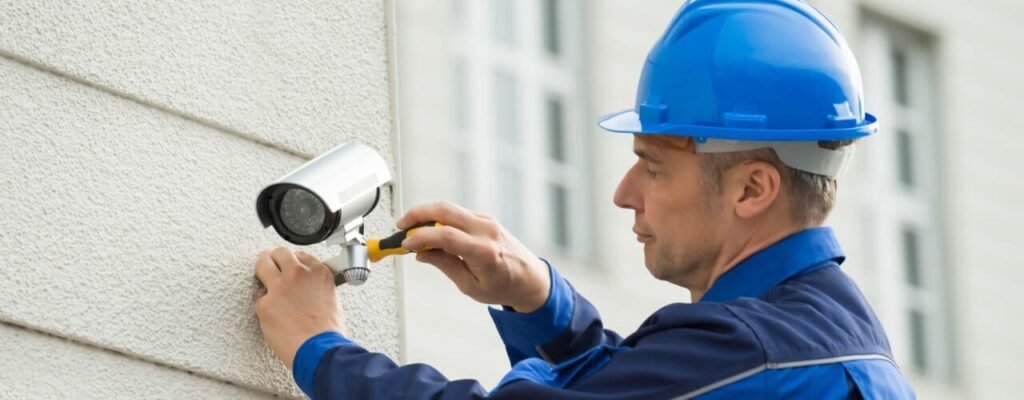 2024-06-12-Choosing-the-Right-CCTV-Camera-Installation-Expert